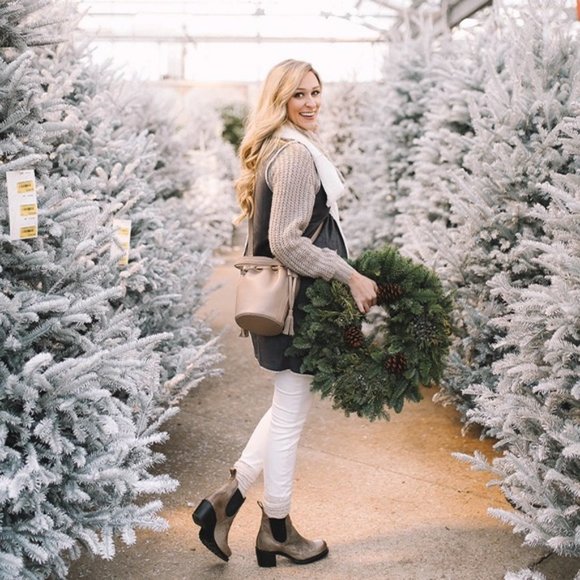 Frye Stella Chelsea Short Cognac Leather AnkleBoot - Picture 4 of 16